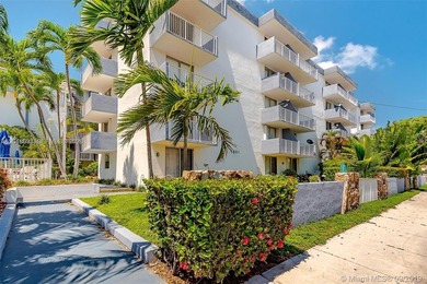 Beach Condo For Sale in North Bay Village, Florida