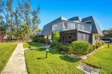 Beach Townhome/Townhouse For Sale in Fort Myers, Florida
