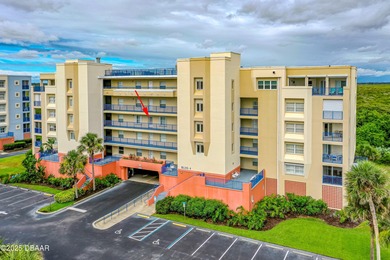 Beach Condo For Sale in New Smyrna Beach, Florida