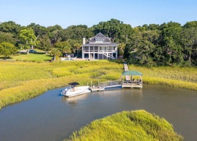 Beach Home For Sale in Mount Pleasant, South Carolina