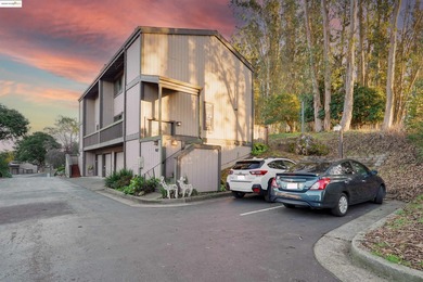 Beach Townhome/Townhouse For Sale in El Cerrito, California