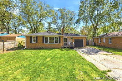 Beach Home Sale Pending in Benton Harbor, Michigan