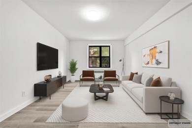 Beach Home For Sale in Flushing, New York