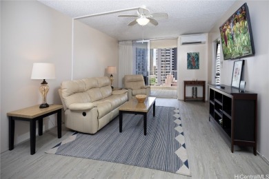 Beach Condo Sale Pending in Honolulu, Hawaii