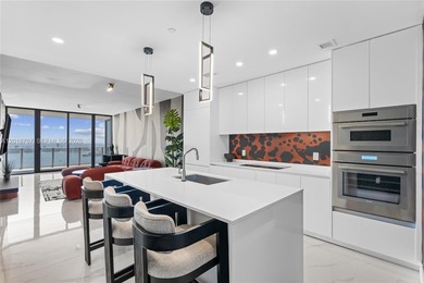 Beach Condo For Sale in Miami, Florida