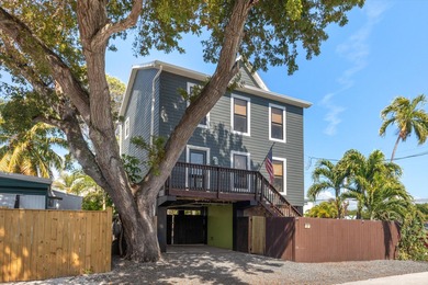 Beach Home For Sale in Big Coppitt, Florida