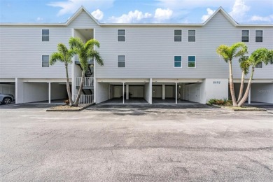 Beach Condo For Sale in Holmes Beach, Florida