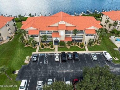 Beach Condo For Sale in New Smyrna Beach, Florida