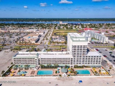 Beach Condo For Sale in Daytona Beach, Florida