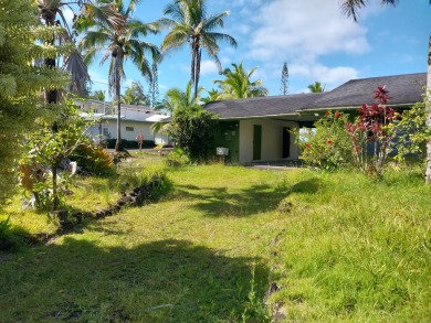 Beach Home Active Under Contract in Keaau, Hawaii