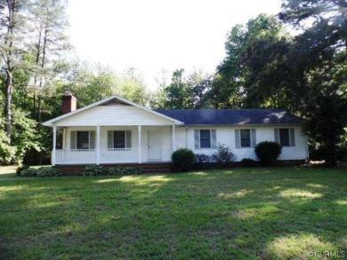 Beach Home Sale Pending in Tappahannock, Virginia