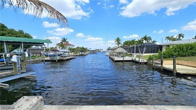 Beach Lot For Sale in Cape Coral, Florida