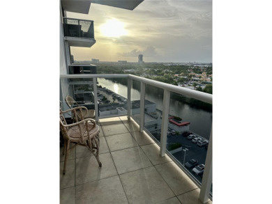 Beach Condo For Sale in Aventura, Florida