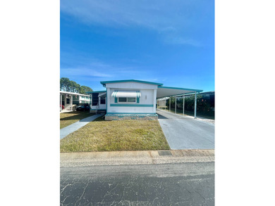 Beach Home For Sale in Bradenton, Florida