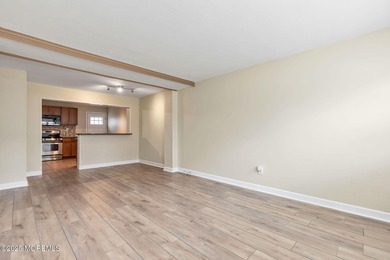 Beach Condo For Sale in Brick, New Jersey