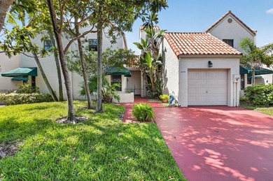 Beach Townhome/Townhouse For Sale in Boca Raton, Florida