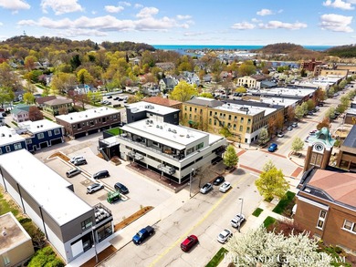 Beach Condo For Sale in Grand Haven, Michigan