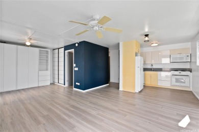 Beach Condo For Sale in Honolulu, Hawaii