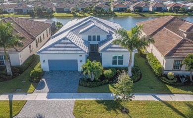 Beach Home For Sale in Port Saint Lucie, Florida