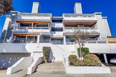 Beach Condo Sale Pending in Long Beach, California