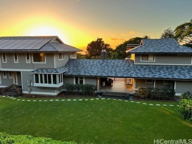 Beach Home Sale Pending in Holualoa, Hawaii