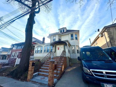 Beach Home For Sale in East Elmhurst, New York