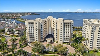 Beach Condo For Sale in Fort Myers, Florida