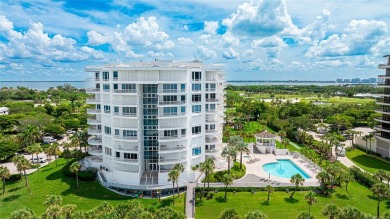 Beach Condo For Sale in Longboat Key, Florida