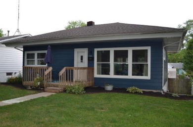 Beach Home Sale Pending in Porter, Indiana
