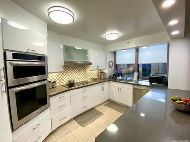 Beach Condo For Sale in Honolulu, Hawaii