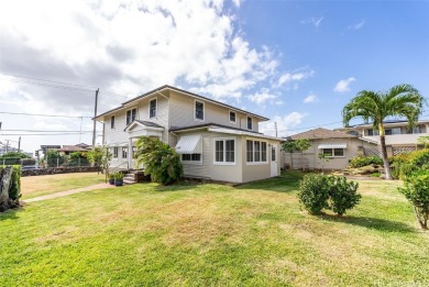 Beach Home For Sale in Honolulu, Hawaii