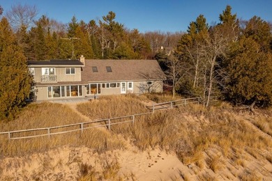 Beach Home Sale Pending in Sturgeon Bay, Wisconsin