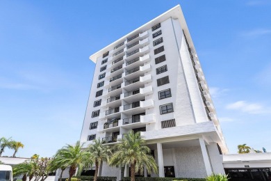 Beach Condo For Sale in North Palm Beach, Florida