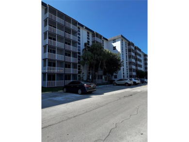 Beach Condo For Sale in North Miami Beach, Florida