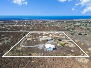 Beach Home For Sale in Ocean View, Hawaii