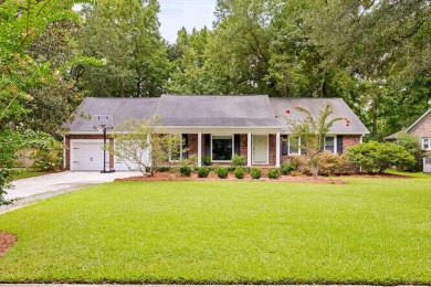 Beach Home For Sale in Mount Pleasant, South Carolina