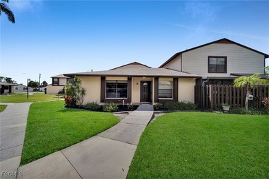 Beach Condo For Sale in Cape Coral, Florida
