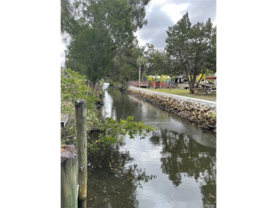 Beach Lot Sale Pending in Crystal River, Florida