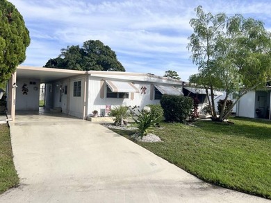 Beach Home For Sale in Boynton Beach, Florida