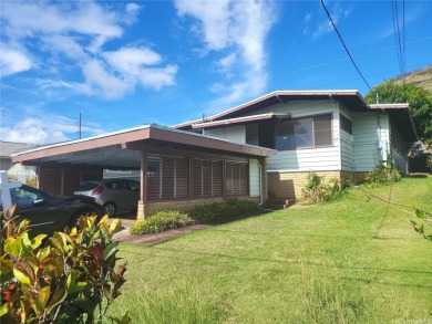 Beach Home Active Under Contract in Honolulu, Hawaii