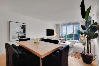 Beach Condo For Sale in Miami Beach, Florida