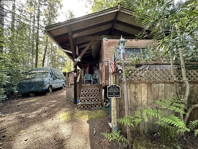 Beach Home For Sale in Florence, Oregon