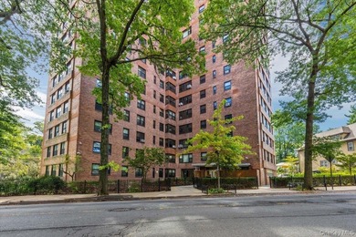 Beach Home Sale Pending in Bronx, New York