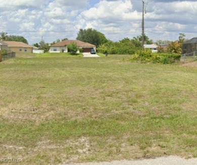 Beach Lot For Sale in Cape Coral, Florida