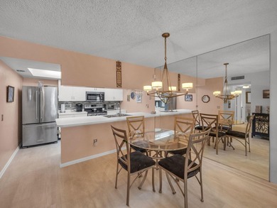 Beach Condo For Sale in Hypoluxo, Florida