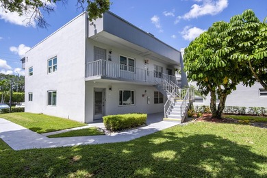 Beach Condo For Sale in Delray Beach, Florida