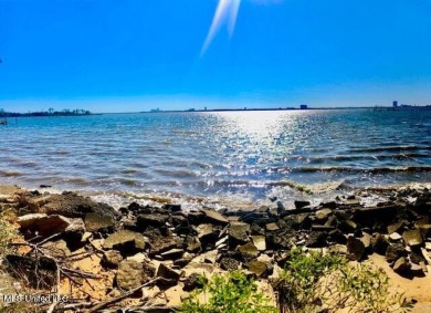 Beach Lot For Sale in Biloxi, Mississippi