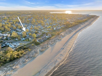 Beach Home For Sale in Keansburg, New Jersey