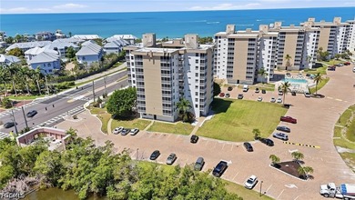 Beach Condo For Sale in Bonita Springs, Florida