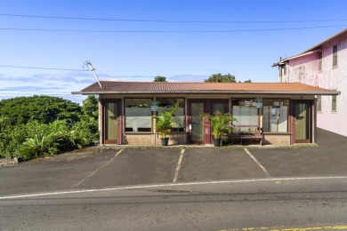 Beach Commercial For Sale in Holualoa, Hawaii